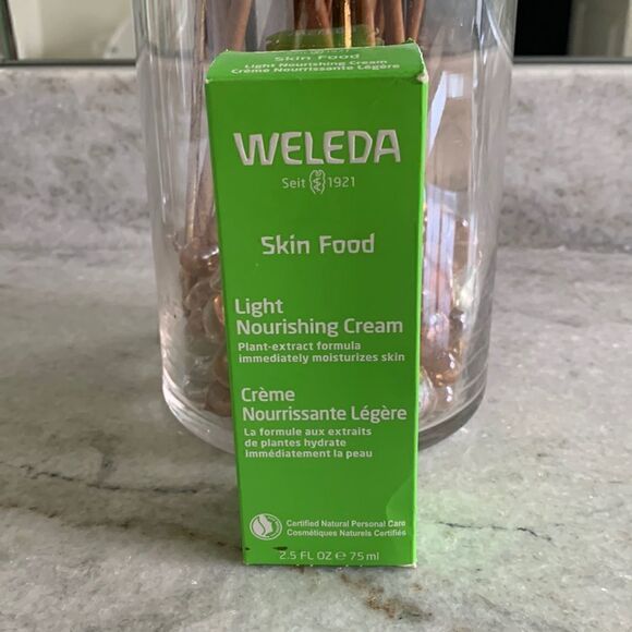 NWB Weleda Skin Food Light Nourishing Cream - Picture 1 of 1